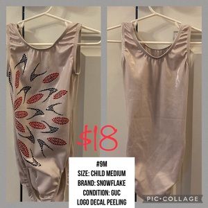 #9M Used Child Medium Snowflake Leotard